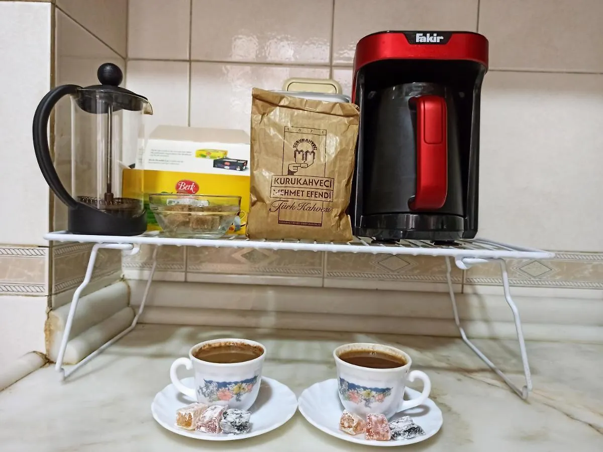 Private Room Close To Merter And Gungoren Textile Center Istanbul Tyrkiet